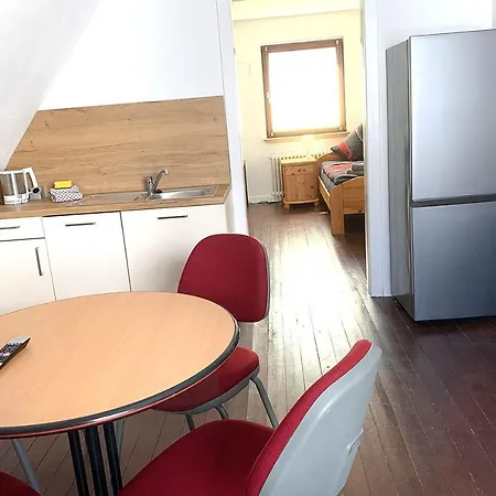 Quietly Located *wifi* Appartement *