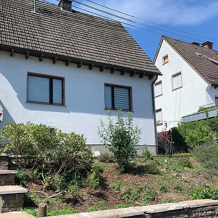 Quietly Located *wifi* Lennestadt
